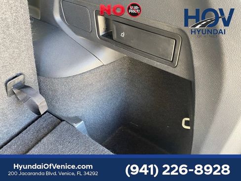 Used 2018 Volkswagen Tiguan SE AWD/4WD image 55