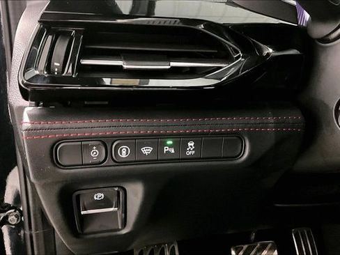 Used 2022 Acura MDX A-Spec image 39