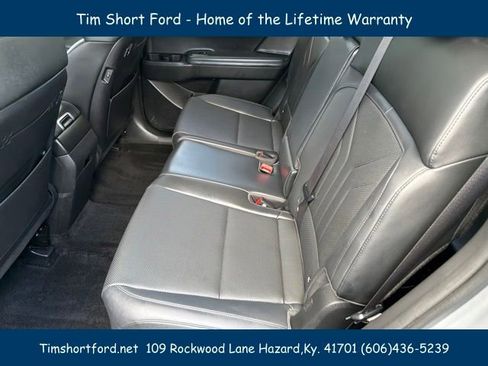 Used 2024 Hyundai Santa Fe SEL AWD/4WD image 9
