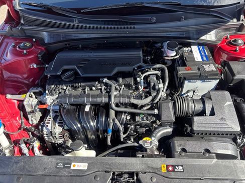 Certified 2024 Hyundai Elantra SEL FWD image 30
