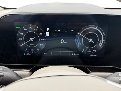 Used 2023 Kia Niro Wind FWD image 11