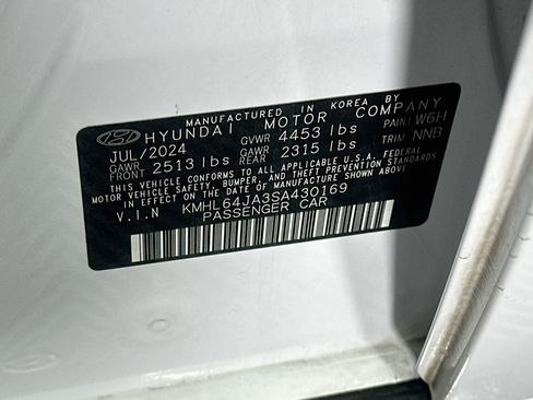 Used 2025 Hyundai Sonata SEL FWD image 12