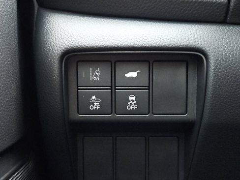 Used 2018 Honda CR-V Touring image 11