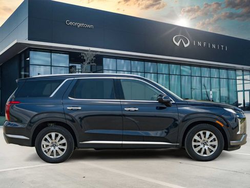 Used 2024 Hyundai Palisade SEL FWD image 4