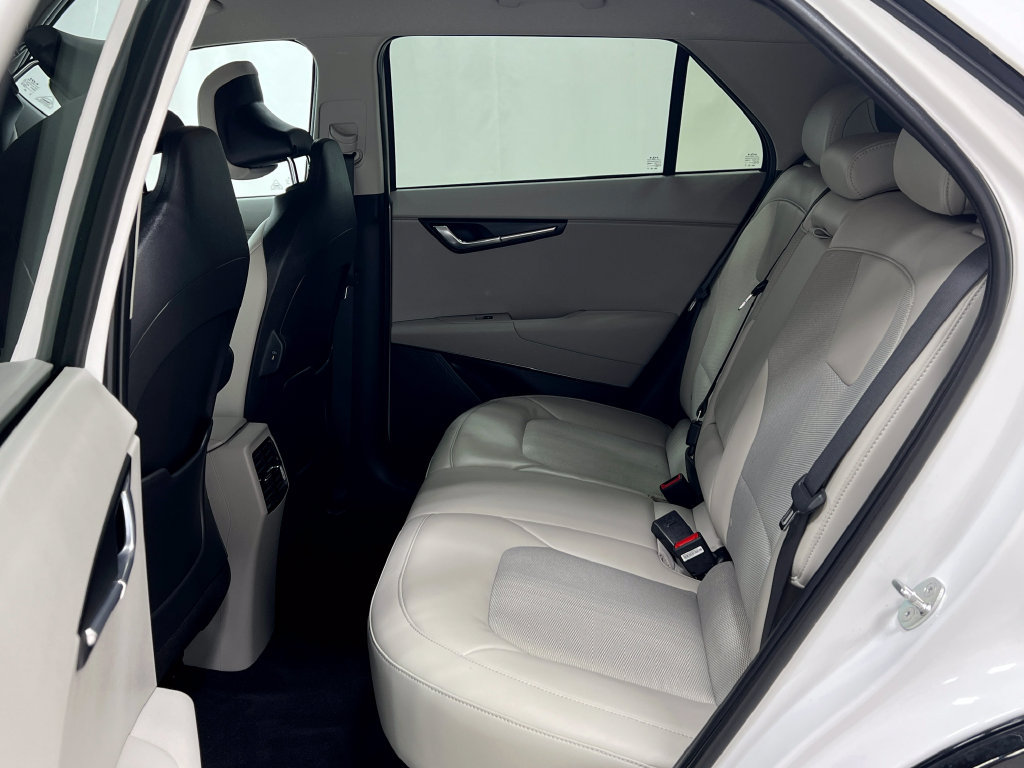 Used 2023 Kia Niro Wind FWD image 30