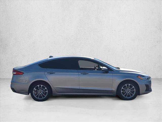 Used 2020 Ford Fusion SE FWD image 4