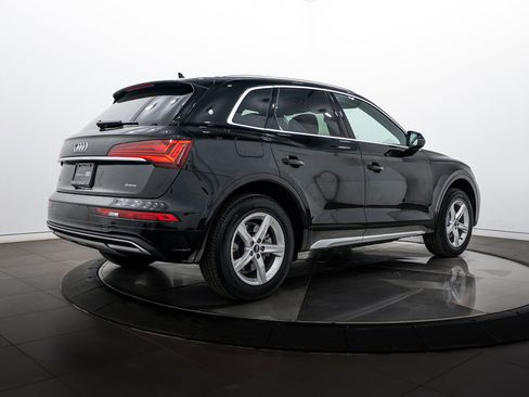 Certified 2023 Audi Q5 2.0T Premium w/ Convenience Package image 4