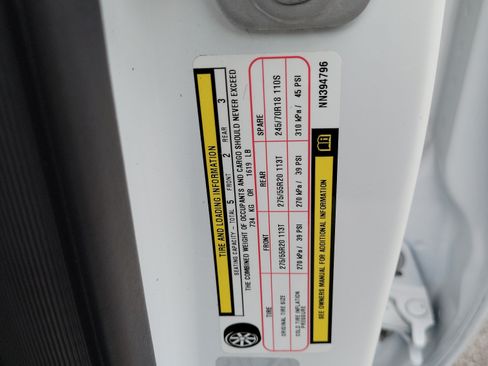 Used 2022 RAM 1500 Laramie AWD/4WD image 29