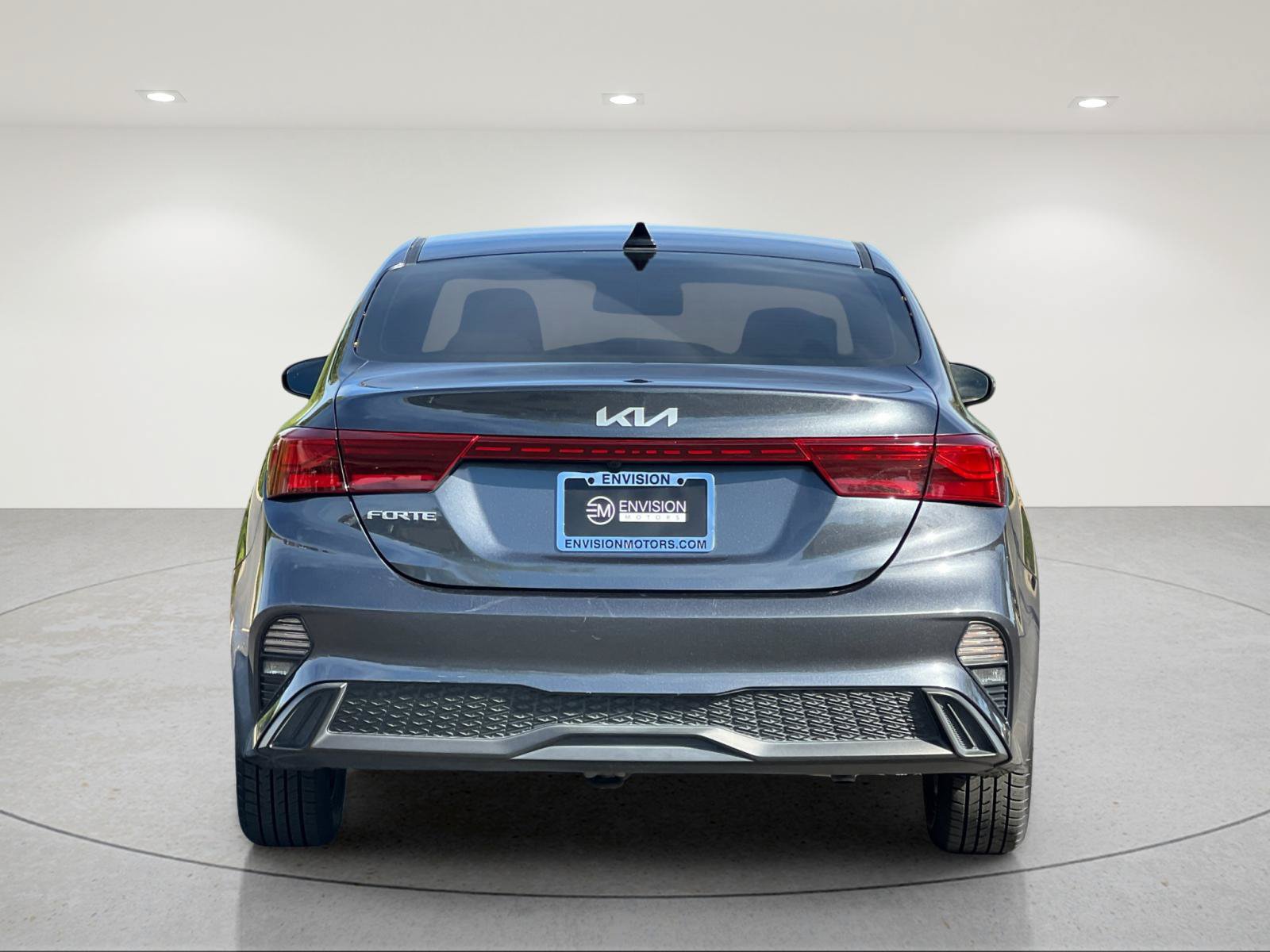 Used 2023 Kia Forte LXS w/ LXS Technology Package FWD image 4