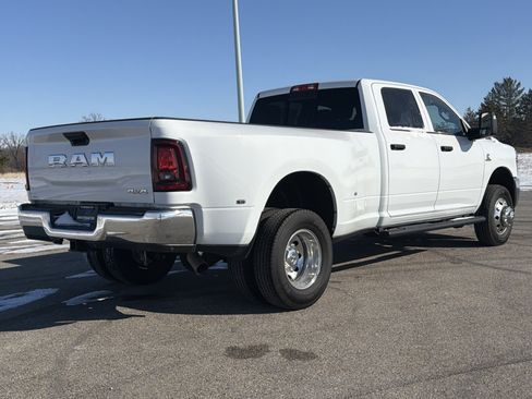 Used 2025 RAM 3500 Tradesman image 30