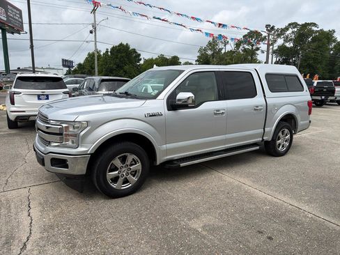 Used 2018 Ford F150 Lariat w/ Equipment Group 502A Luxury RWD image 2