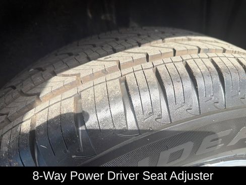 Used 2020 GMC Acadia SLE w/ Driver Convenience Package AWD/4WD image 11