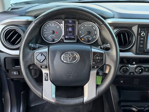 Used 2017 Toyota Tacoma SR5 w/ Tow Package AWD/4WD image 26