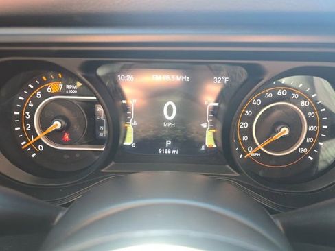 Certified 2024 Jeep Wrangler Willys image 12