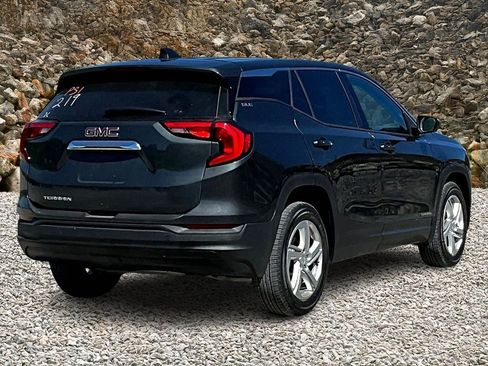 Used 2018 GMC Terrain SLE image 2