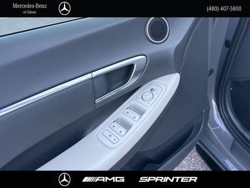Used 2023 Hyundai Sonata SEL w/ Convenience Package FWD image 10