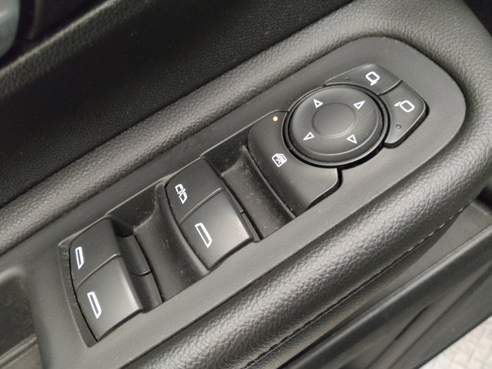 Used 2024 GMC Terrain SLE w/ Driver Convenience Package AWD/4WD image 27