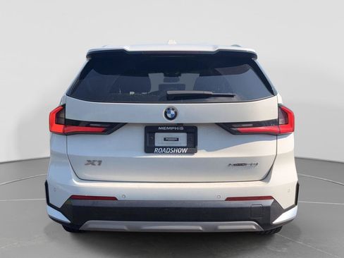 Used 2023 BMW X1 xDrive28i w/ Premium Package AWD/4WD image 4