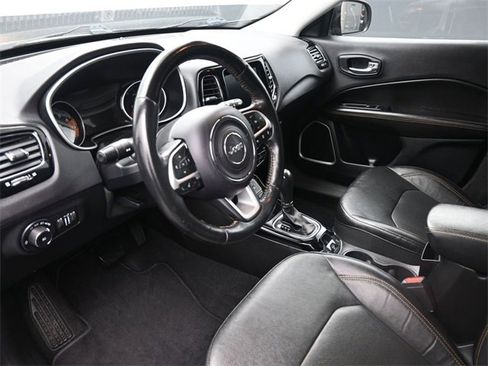 Used 2021 Jeep Compass Limited image 18