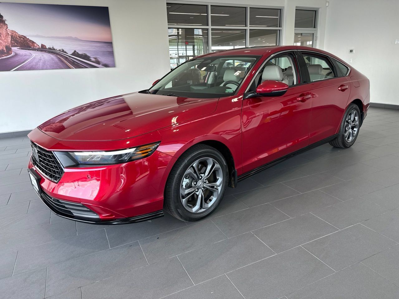 Used 2025 Honda Accord EX-L image 4