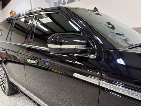Used 2019 Lincoln Navigator Reserve AWD/4WD image 46