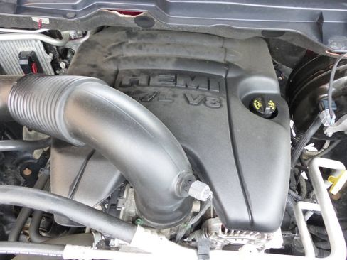 Used 2018 RAM 1500 Big Horn AWD/4WD image 20