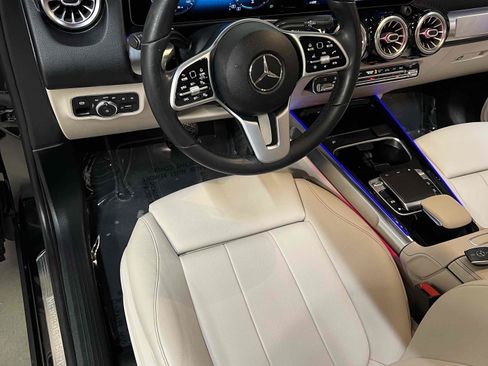 Used 2020 Mercedes-Benz GLB 250 image 23