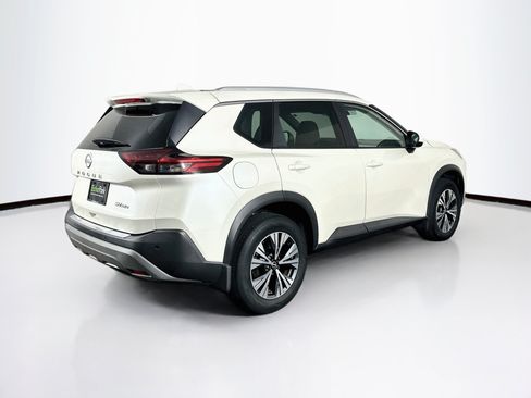 Used 2023 Nissan Rogue SV w/ SV Premium B Package AWD/4WD image 9
