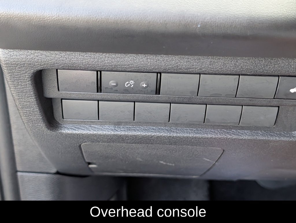 Used 2025 Mitsubishi Outlander SE AWD/4WD image 23