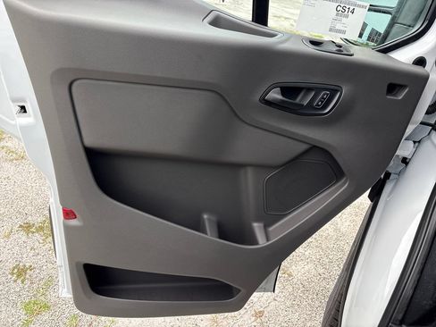 New 2026 Ford Transit 250 148 Medium Roof RWD image 25