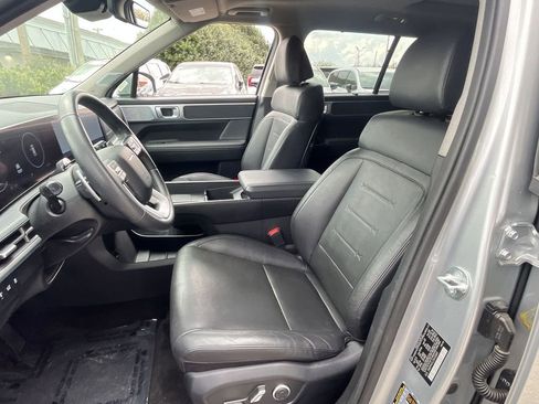 Used 2025 Hyundai Santa Fe Limited FWD image 25