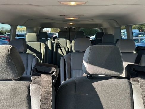 Used 2015 Ford Transit 350 XLT image 17