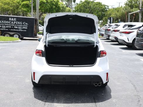 Used 2024 Toyota Corolla SE FWD image 7