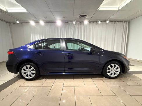 Used 2024 Toyota Corolla LE FWD image 6