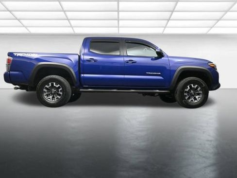 Used 2022 Toyota Tacoma TRD Off-Road w/ TRD Premium Off Road Package image 26