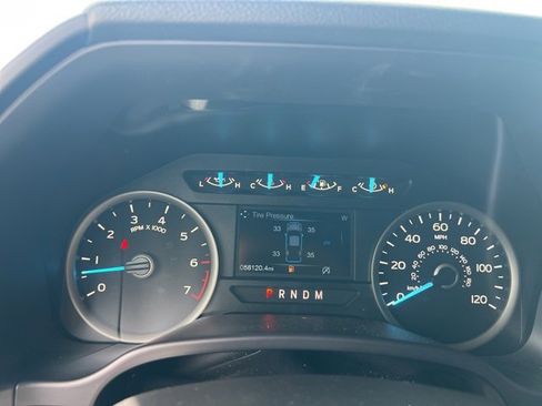 Used 2019 Ford F150 XLT w/ Equipment Group 302A Luxury image 12