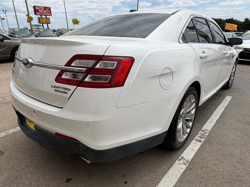 Used 2014 Ford Taurus Limited FWD image 5