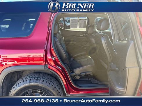 Used 2023 GMC Acadia AT4 w/ Technology Package image 18