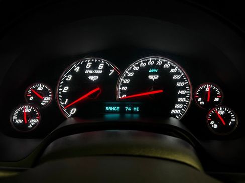 Used 2013 Chevrolet Corvette Z06 w/ 3LZ Preferred Equipment Group image 29