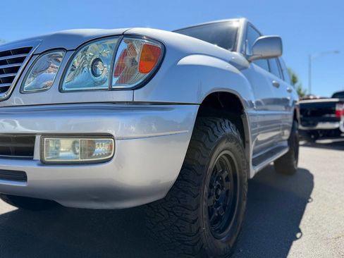 Used 2006 Lexus LX 470 4WD image 20