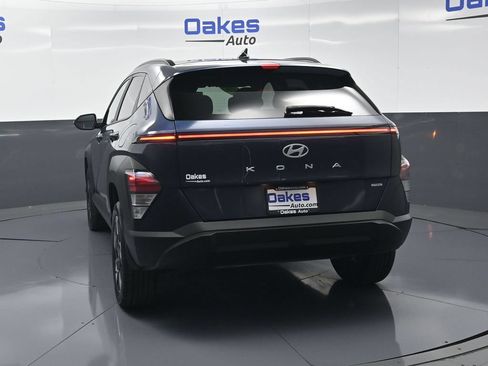 Used 2024 Hyundai Kona SEL AWD/4WD image 7