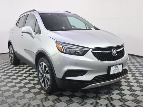 Used 2022 Buick Encore Preferred w/ Safety Package II AWD/4WD image 8
