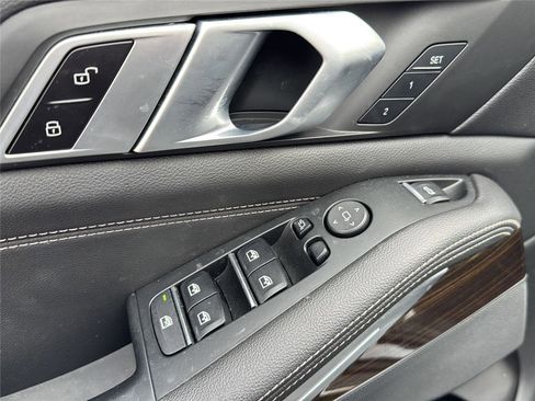 Used 2021 BMW X5 xDrive40i w/ Premium Package 2 image 9