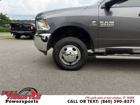 Used 2018 RAM 3500 Tradesman w/ Chrome Appearance Group AWD/4WD image 24