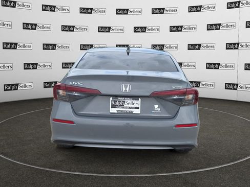 Used 2025 Honda Civic Sport image 5