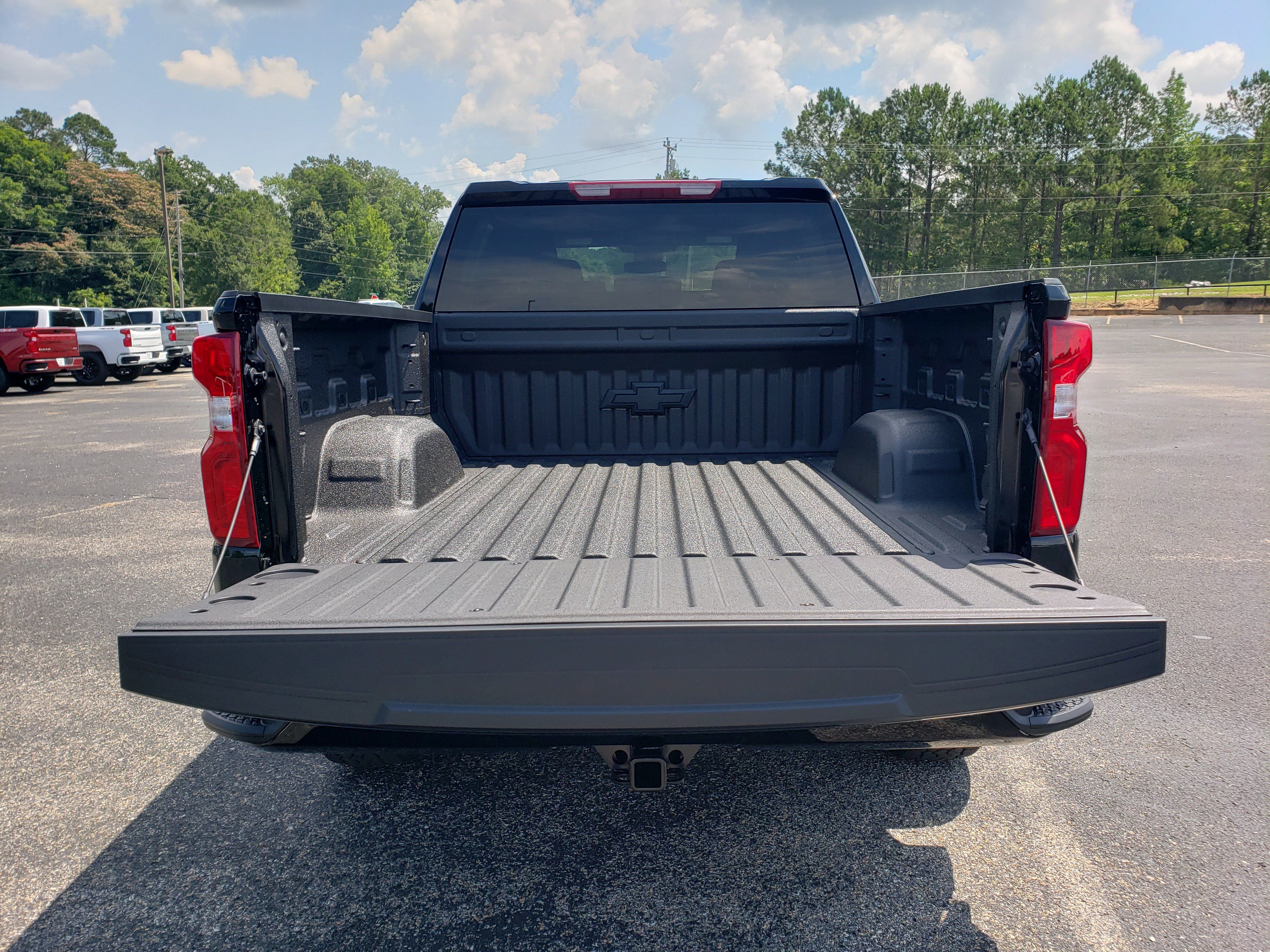 New 2026 Chevrolet Silverado 1500 RST w/ RST Select Package AWD/4WD image 9