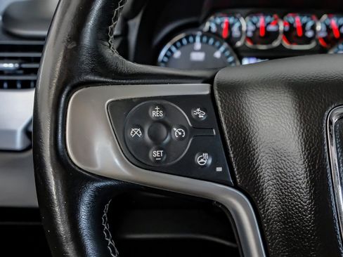 Used 2019 GMC Yukon SLT w/ Open Road Package image 16