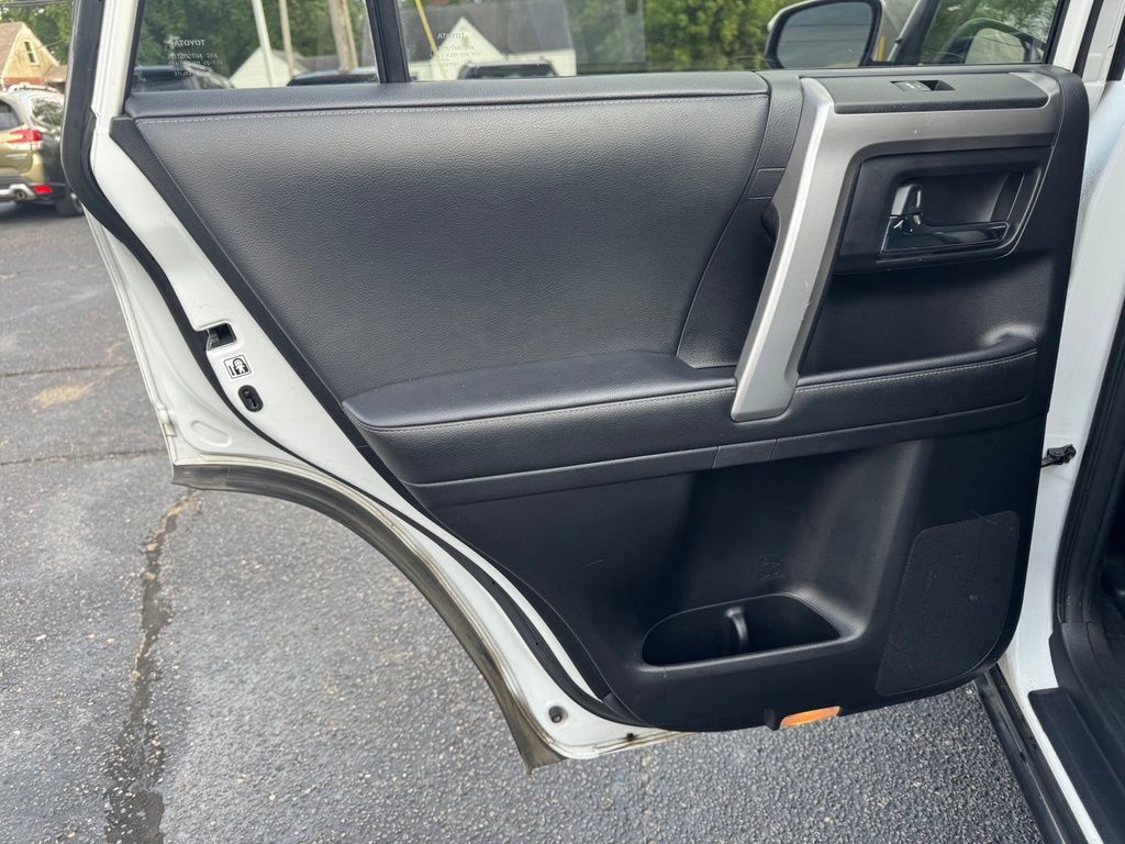 Used 2024 Toyota 4Runner SR5 AWD/4WD image 16