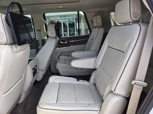 Used 2023 GMC Yukon Denali AWD/4WD image 22