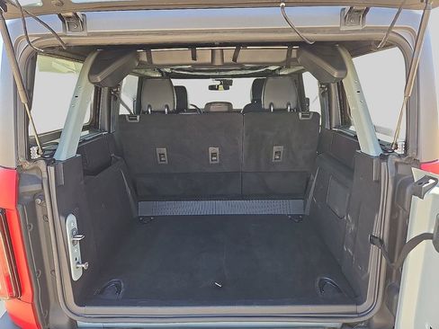 Used 2022 Ford Bronco Wildtrak AWD/4WD image 13